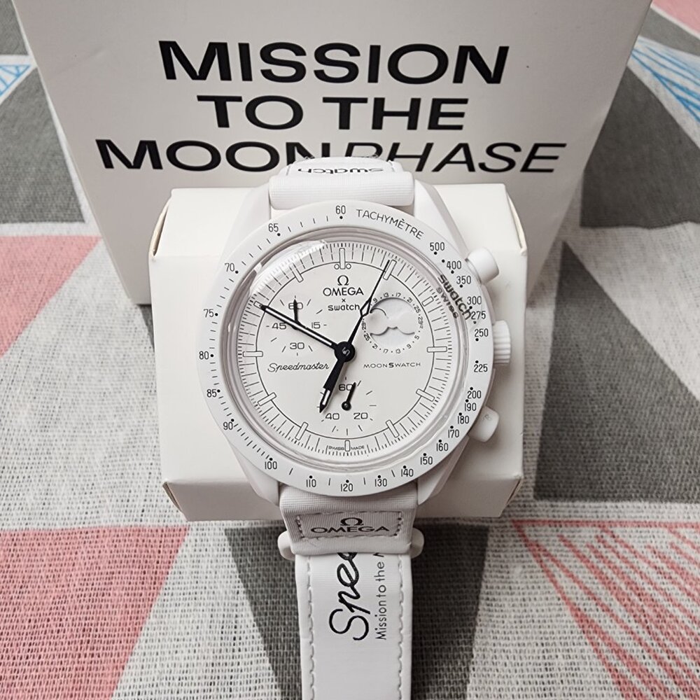 🍊Swatch X Omega Mission To The Moonphase - FULL MOON - Picture 4 of 5